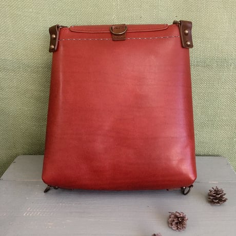 オイルドレザーのかわいいリュック・バッグ(手縫い、受注生産)