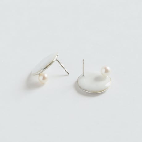 ear accessory　夢のつづきを忘れる