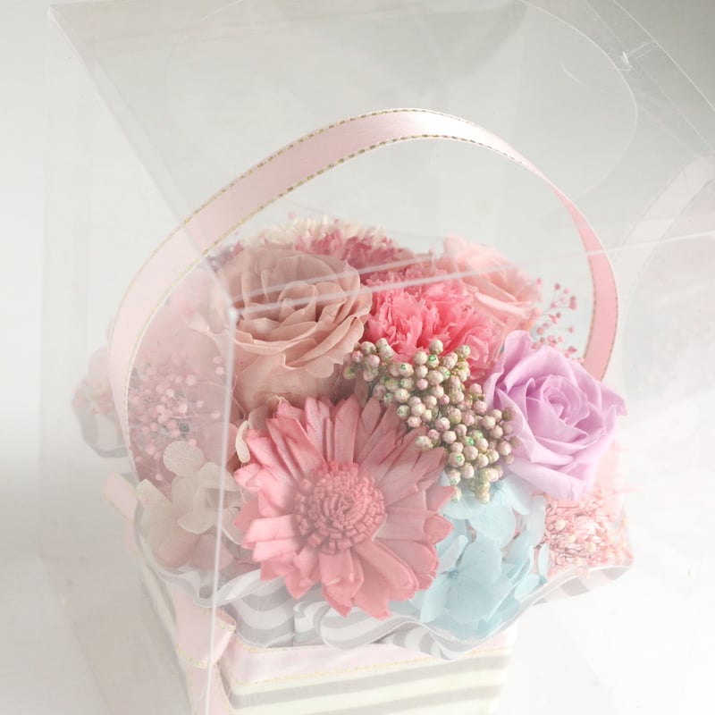 プリザーブドフラワーギフト／ラウンドアレンジメント・リボン