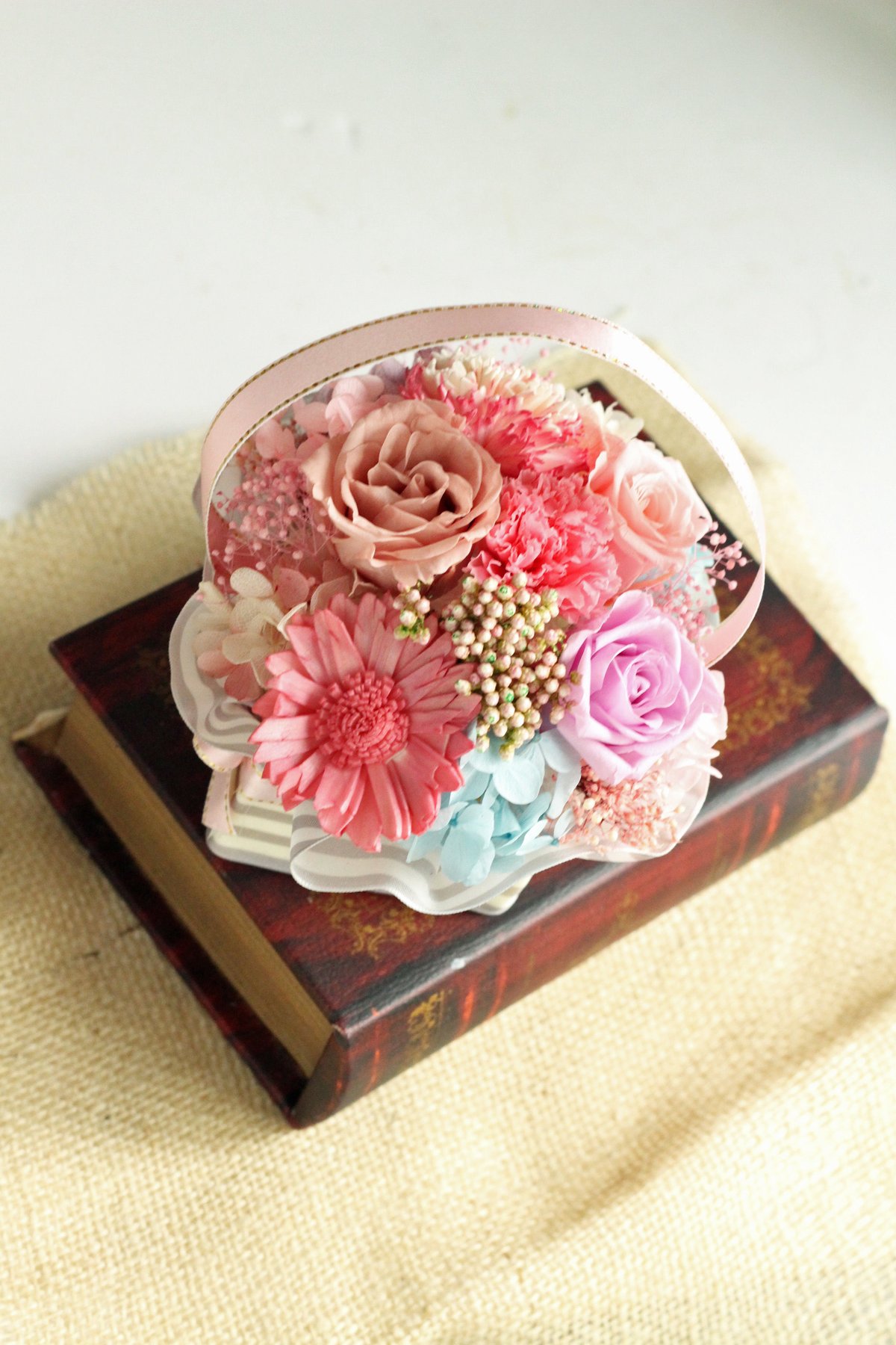 プリザーブドフラワーアレンジメント ラウンド ベア