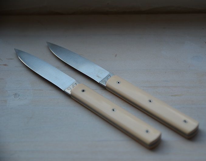 ペルスヴァル 9.47 ナイフ＆テーブルフォークセット （白）