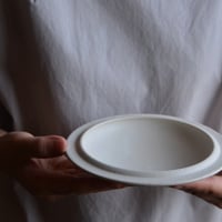 船串篤司さん　プレートラウンド15(ホワイト)