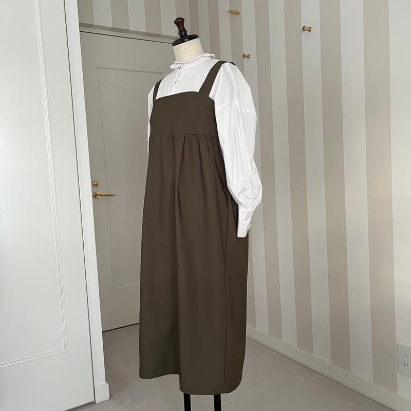 1-048 カーキ タックキャミワンピース ロング L | capriciousmie