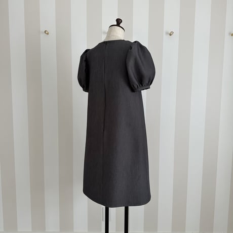 8-152      ダークグレー　Chouワンピース    ファスナー　  Ｍ