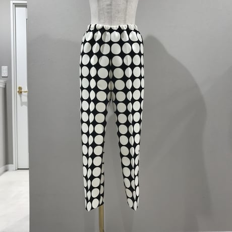 5-219     BIGドット センタープレス　 パンツ フリー