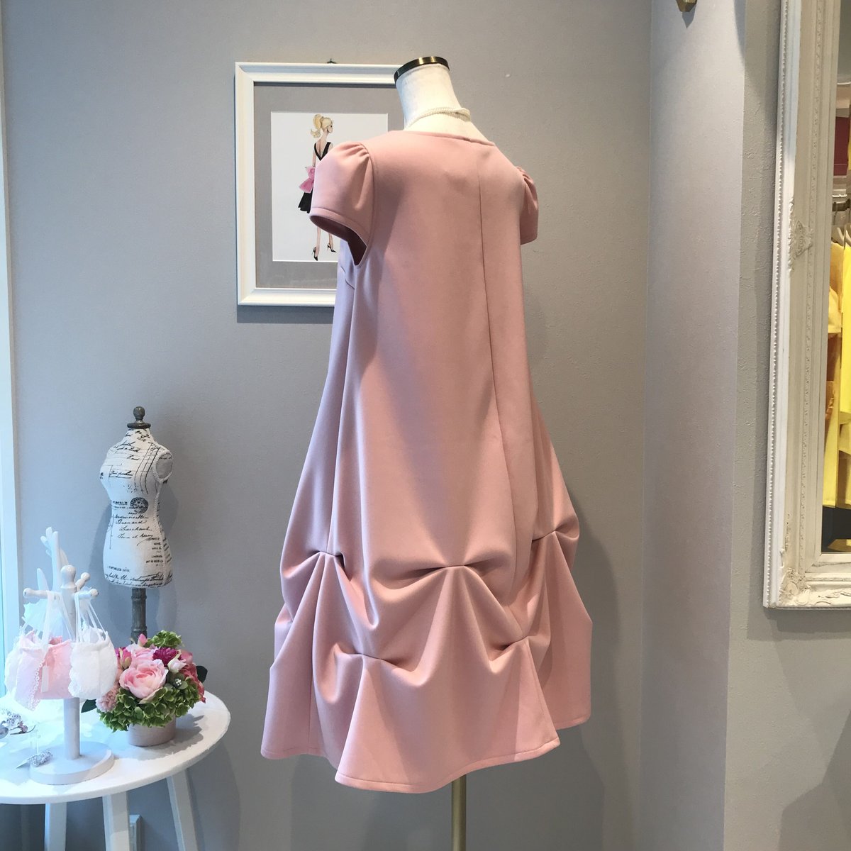 サークルレースのワンピーススタイ(サーモンピンク) 2点【送料無料】サークルレースのワンピーススタイ(サーモンピンク