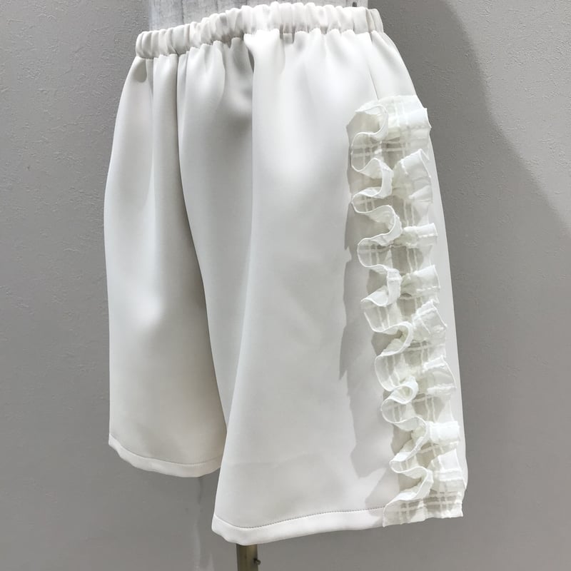 3-359 ミルク×白チェックレース サイドフリルショートパンツ フリー(M
