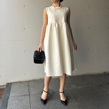 3-118    クリーム　ドールワンピース　ＳＭ