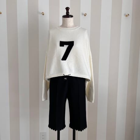 9-124     白　7セーター　セレクト商品　フリー
