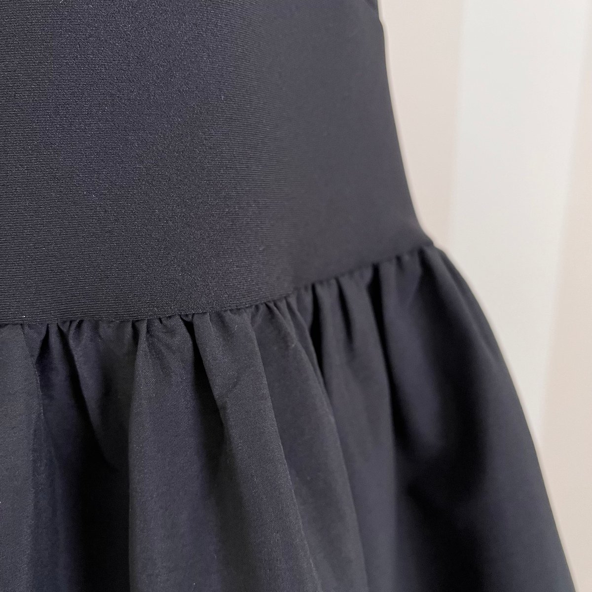 8YARDS レディース ワンピース 黒 M e03149jb-01gry_1200x1200.jpg?v