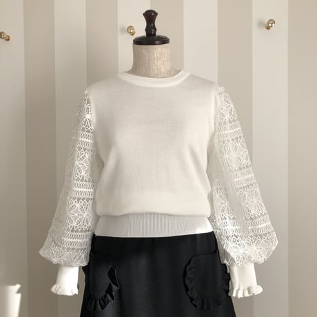 1-113     白　袖レースセーター　ＭＬ   セレクト商品