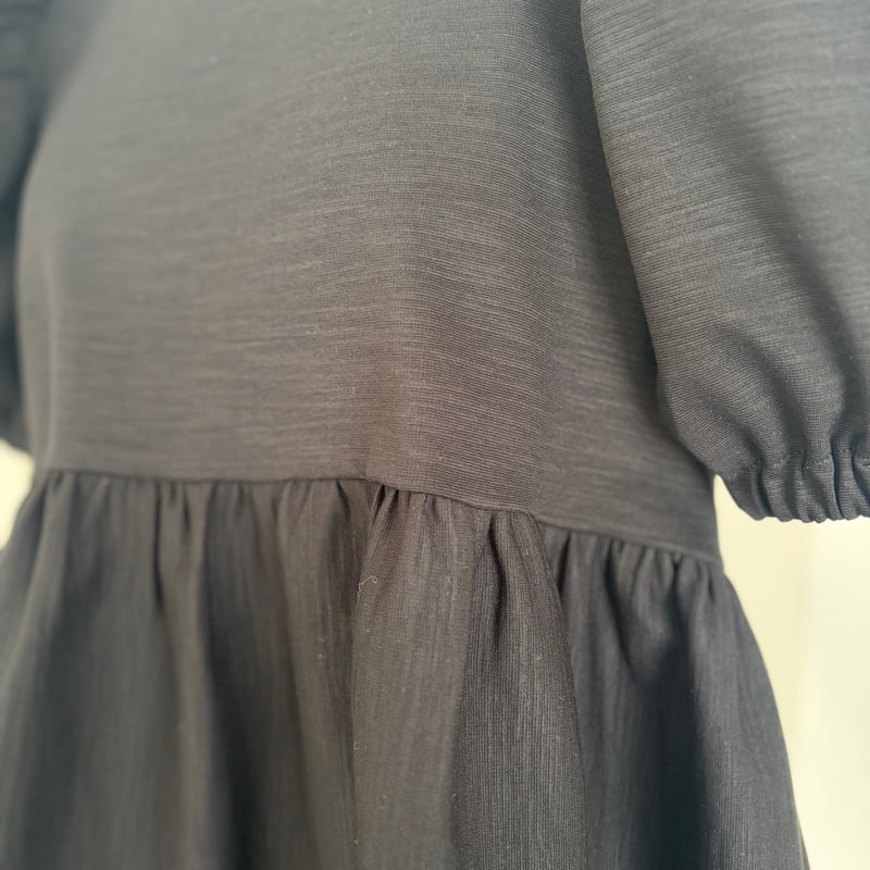 it Japan ぺプラムトップス yori 5-015 黒杢 半袖TOMOペプラムトップス 長め M | capriciousmie