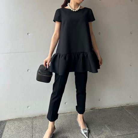 6-072    黒パフィ　ホイップチュニック　キャップスリーブ　ＭＬ
