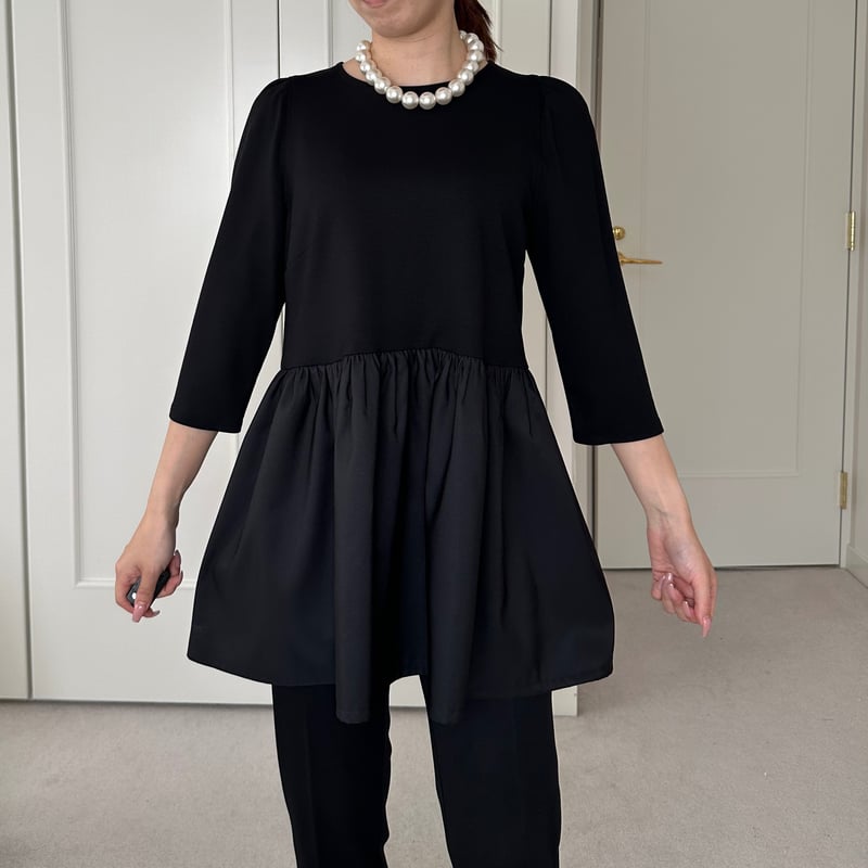 30%OFF☆4-156 黒 七分ペプラムトップス 長め M | capriciousmie