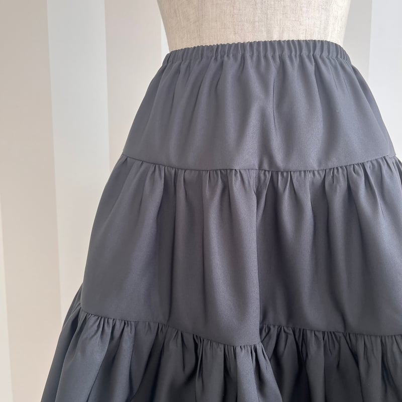 1-153 黒 ティアードスカート フリー(M) | capriciousmie