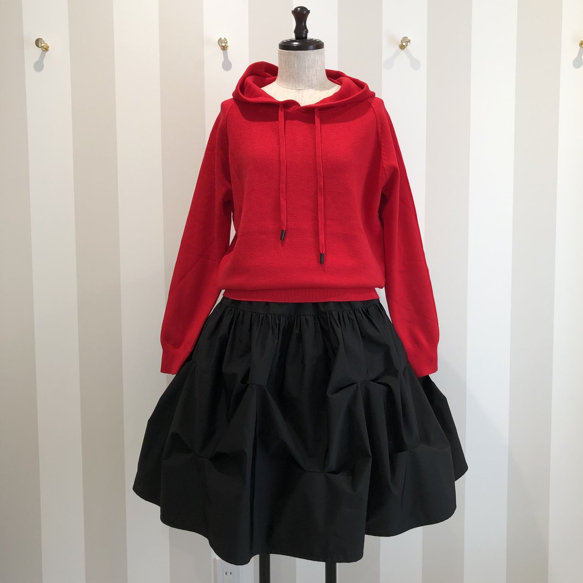 stone  赤　ニットパーカー　M stone island 赤 ニットパーカー M 【公式通販】