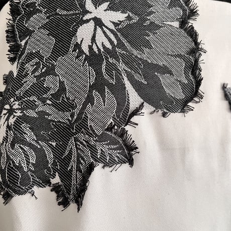 4-044    ベージュ×黒花　キャミフリルワンピース　low　フリー（Ｌ）