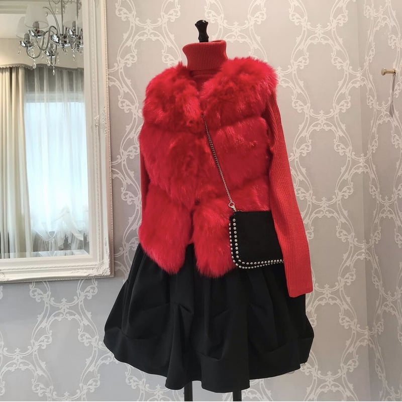 リサ様赤トップス38 レディースのトップス（レッド/赤色系