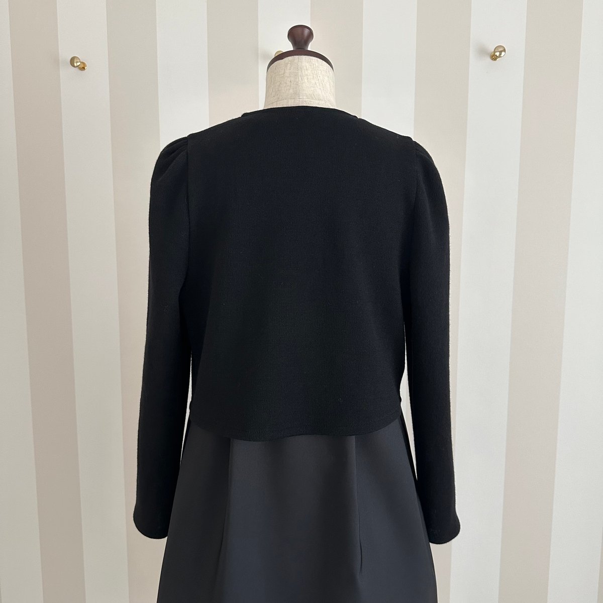 超希少✨ピンキー&ダイアン 日本製 ウール混 黒 フォーマルボレロ　長袖　M 超希少✨ピンキー&ダイアン 日本製 ウール混 黒 フォーマルボレロ長袖M