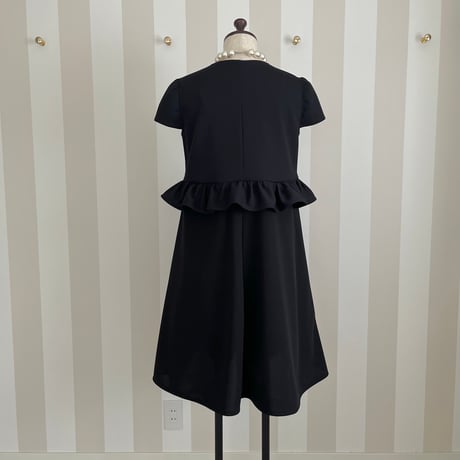 6-030     黒ハニカム　胸フリルワンピース　キャップスリーブ　ＸＬ