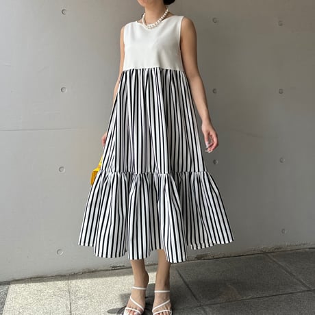 5-071    白×ボーダー　ベルフレアワンピース　Ｍ