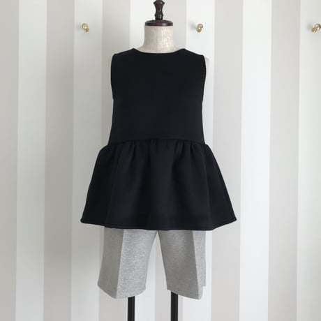 12-218    黒　バックリボンペプラムトップス　Ｌ