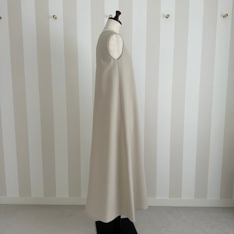 5-121      ベージュ　ロングワンピース　  Ｌ