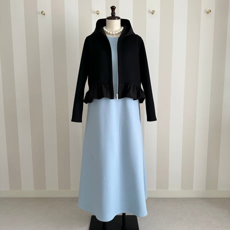 4-027   マカロンブルー　ロングワンピース　130cm着丈　Ｍ