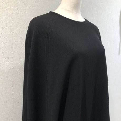 9-050   黒　ポンチョ　ロング  フリーＭ