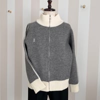 11-172     グレー×白　Wジップセーター　セレクト商品　フリー