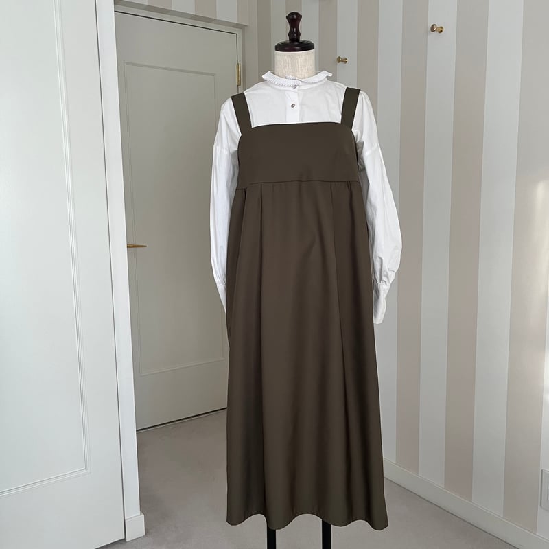 1-048 カーキ タックキャミワンピース ロング L | capriciousmie