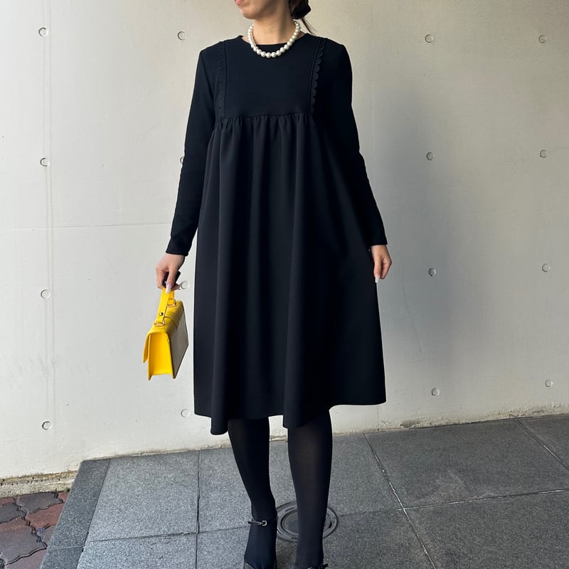 12-069 黒 長袖フロントスカラップワンピース SM | capriciousmie