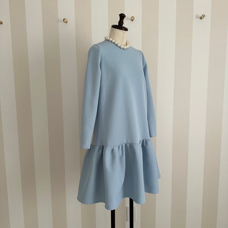 3-021    マカロンブルー　長袖フリルワンピース　Ｍ
