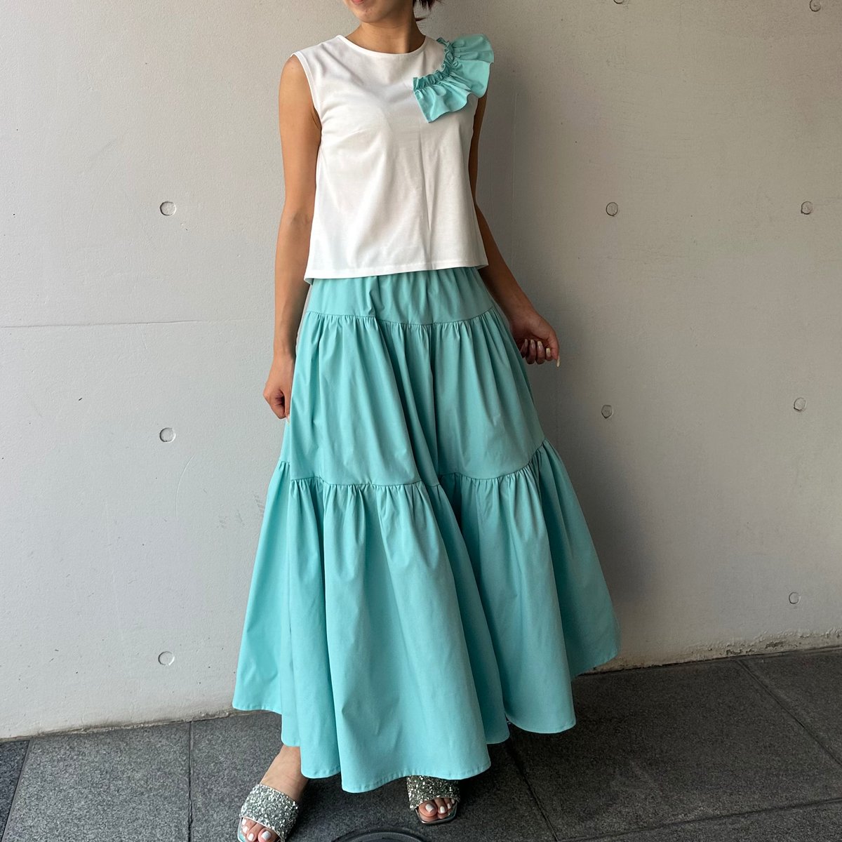 8-089 ティファニーブルー ティアードスカート ロング フリー(M