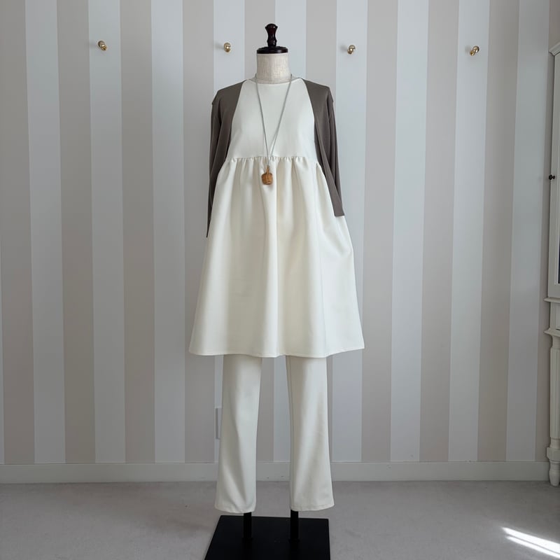 フランシュリッペ★新品タグ付き★くるくるブラウス&amp;アンティークチュニック★ 11.281201.jpg?v=1765870260&