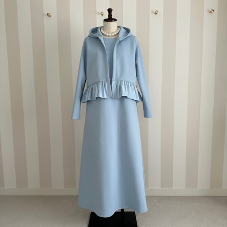 4-027   マカロンブルー　ロングワンピース　130cm着丈　Ｍ