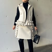 1-142     アイボリーウール　サイドフリルスカート　ファスナー　フリー(Ｍ)
