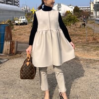 1-042   ベージュ　ジレ　Ｍ