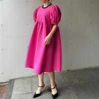 6-171   ビビッドピンク　半袖TOMOワンピース　Ｍ