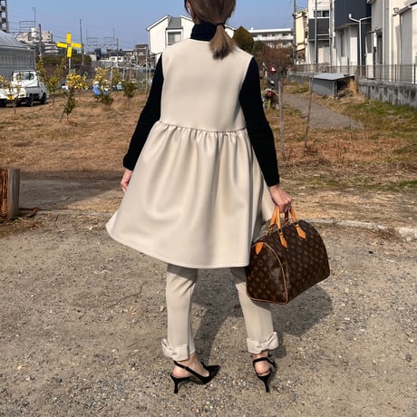 1-042   ベージュ　ジレ　Ｍ