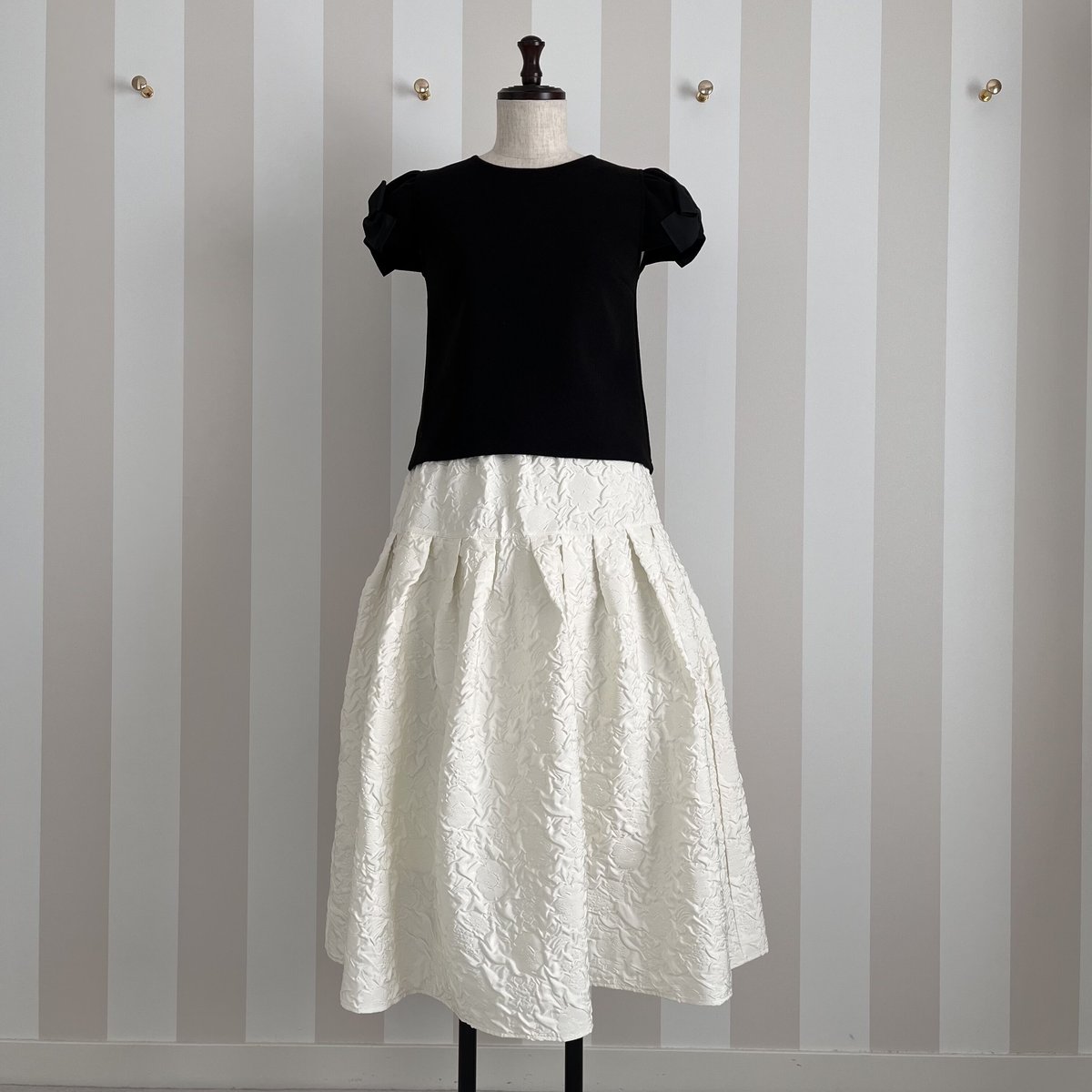 定価80,300円 DRAWER 2021ss ジャガードスカート - スカート