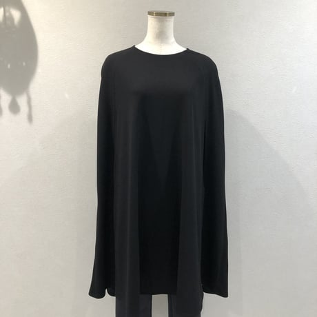 9-050   黒　ポンチョ　ロング  フリーＭ