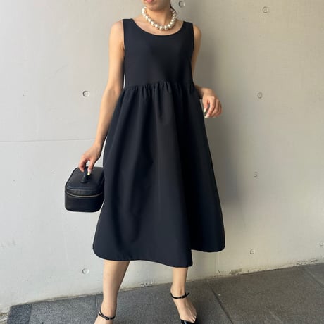8-049   黒　ドールワンピース　Ｌ