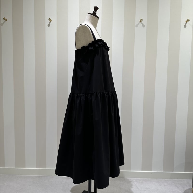 2-218 黒 胸フリル キャミワンピース フリー（L） | capriciousmie