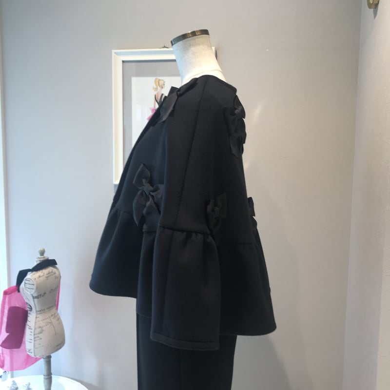 10-276 黒 リボンケープ フリー | capriciousmie