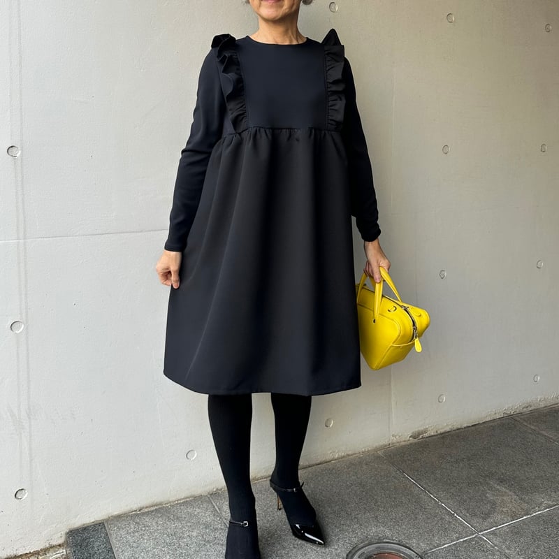 GANNI フリル付き黒長袖ワンピース 34 1-033 黒 長袖肩フリルワンピース 短め M | capriciousmie