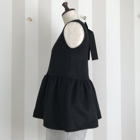 12-218    黒　バックリボンペプラムトップス　Ｌ