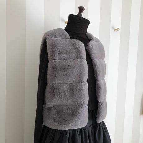 10-109  グレー　エコファーベスト　フリー　セレクト商品