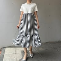 5-075    白×ボーダー　半袖　ベルフレアワンピース　Ｍ  (フリル短め、袖長め)