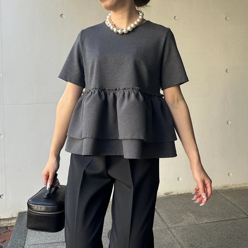 papier ダークグレー フリル 半袖トップス 4-104 グレー 半袖Wフリルペプラムトップス M | capriciousmie